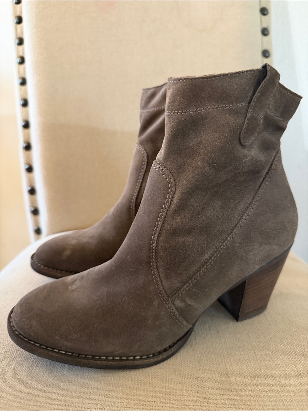 Paul Green Women’s Suede Heeled Side Zip Ankle Boots Taupe Size 7 (4.5)